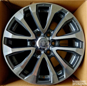 Alu felne 8x18 6x139.7 et 30 110.1